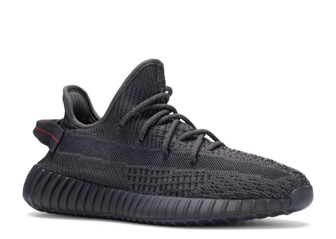 yeezy boost negro