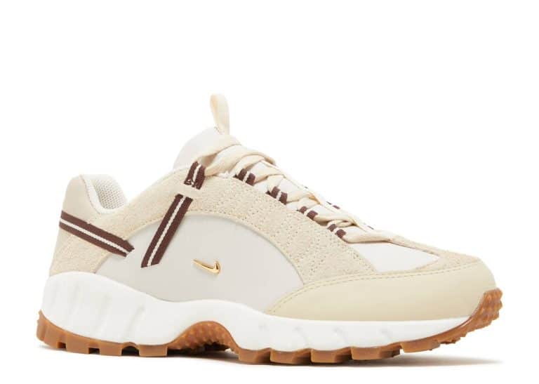 nike standard fit taper leg sneaker length