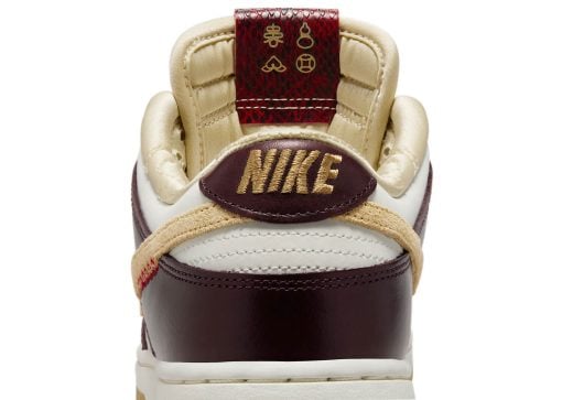 Nike Dunk Low LX Year Of the Snake HV5991-171