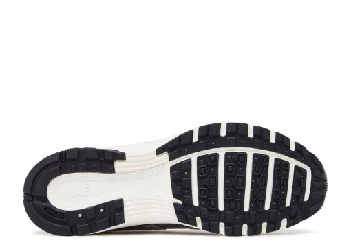 Nike P-6000 Metallic Silver CN0149-001