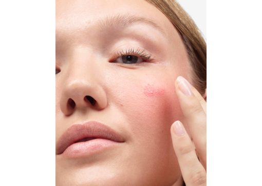 Glossier Cloud Paint Seamless Cheek Color Puff