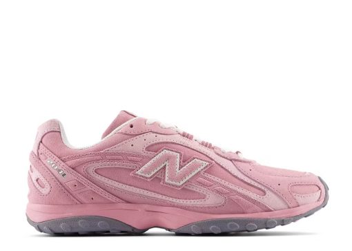 New Balance 204L Pastel Pink