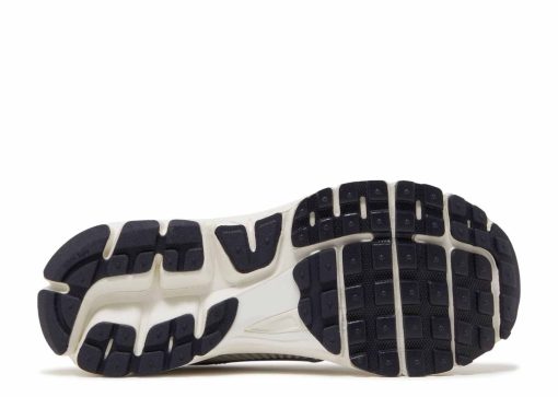 Nike Zoom Vomero 5 Photon Dust Metallic Silver FD0884-025