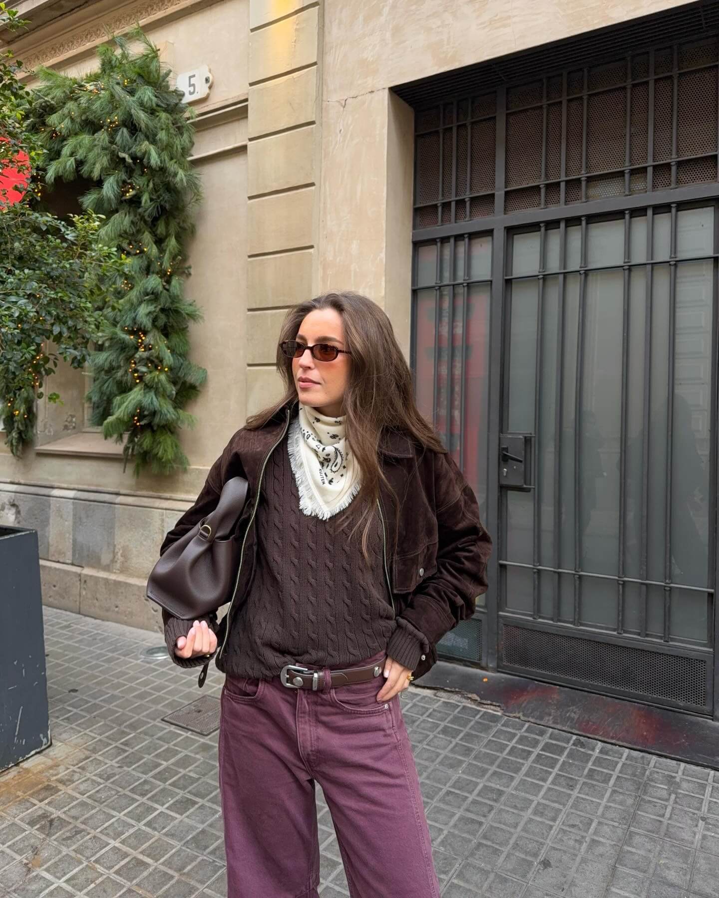 Kujten bandana kombin detayı