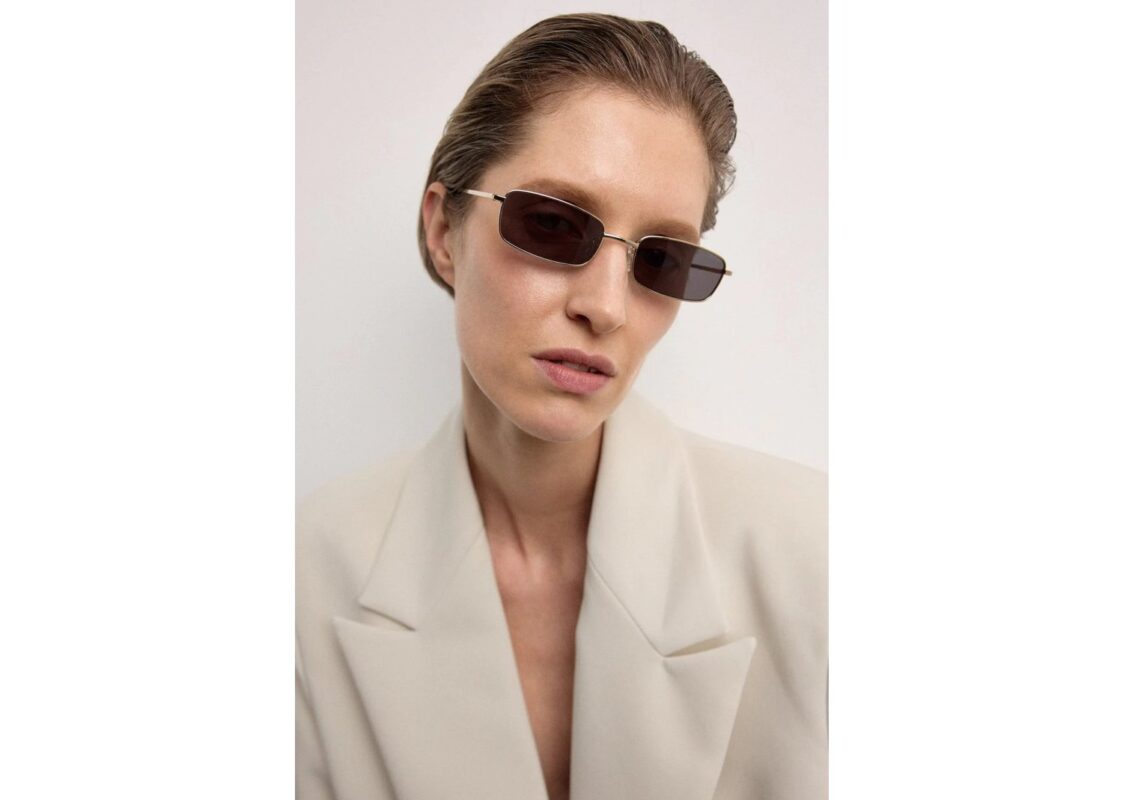 DMY Studios Olsen Dark Grey 2