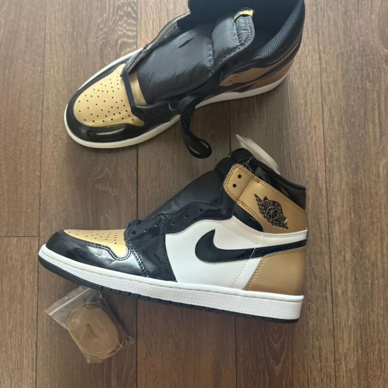 Jordan 1 Retro High Patent Gold Toe 2