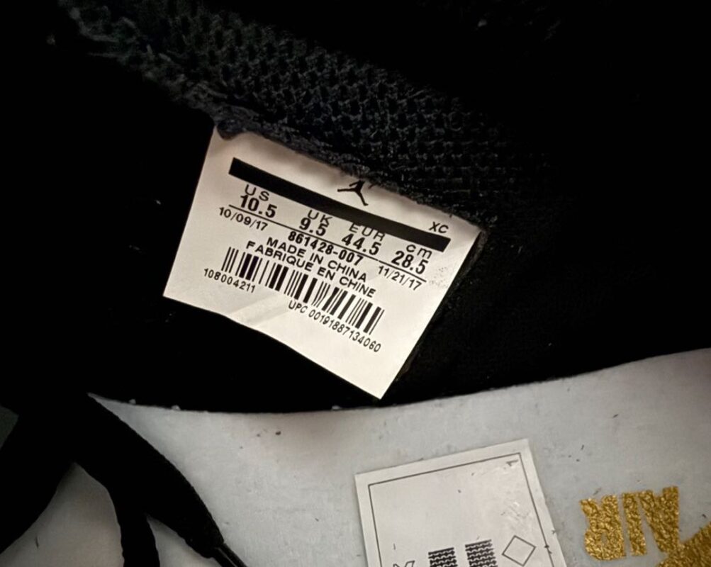 Jordan 1 Retro High Patent Gold Toe 7