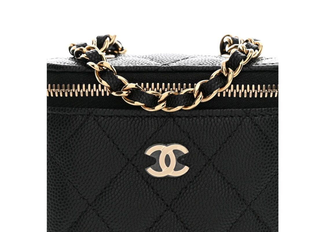 Chanel Caviar Quilted Small Vertical Coco Beauty Vanity Case With Chain Black 4