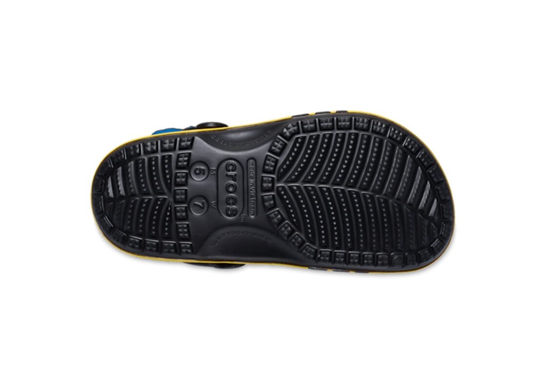 Crocs Classic Clog Marvel Wolverine 4