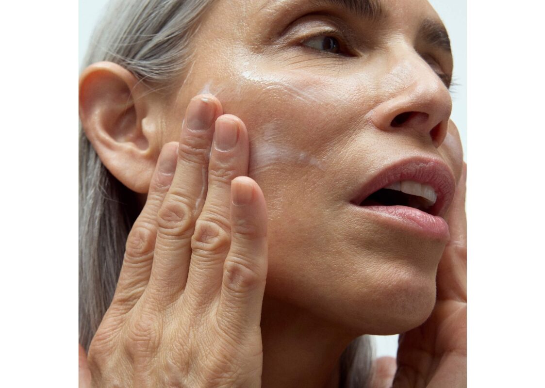 Dieux Instant Angel Lipid-Rich Firming Moisturizer 3