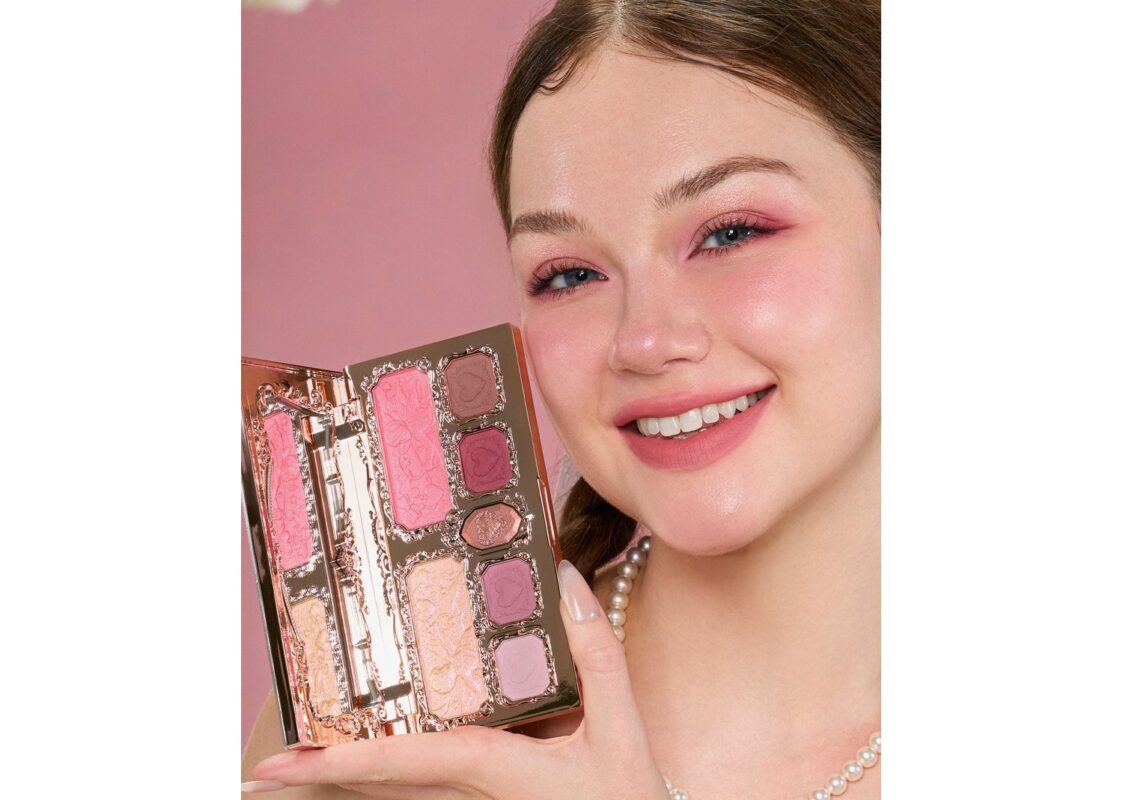 Flower Knows Strawberry Cupid Makeup Palette – Cupid’s Mischief 5