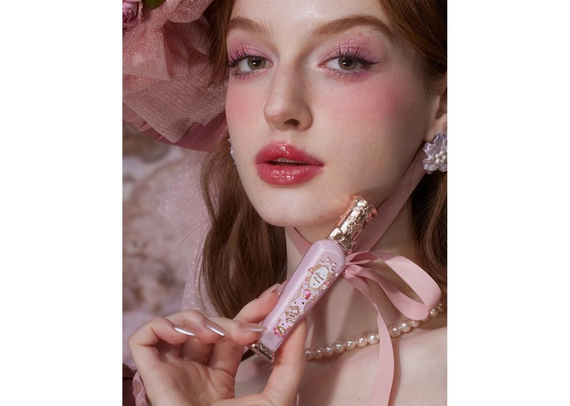 Flower Knows Violet Strawberry Rococo Glowy Lip Gloss – Raspberry Booze 5