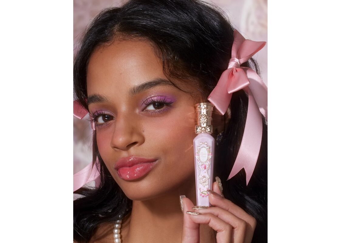 Flower Knows Violet Strawberry Rococo Glowy Lip Gloss – Raspberry Booze 7