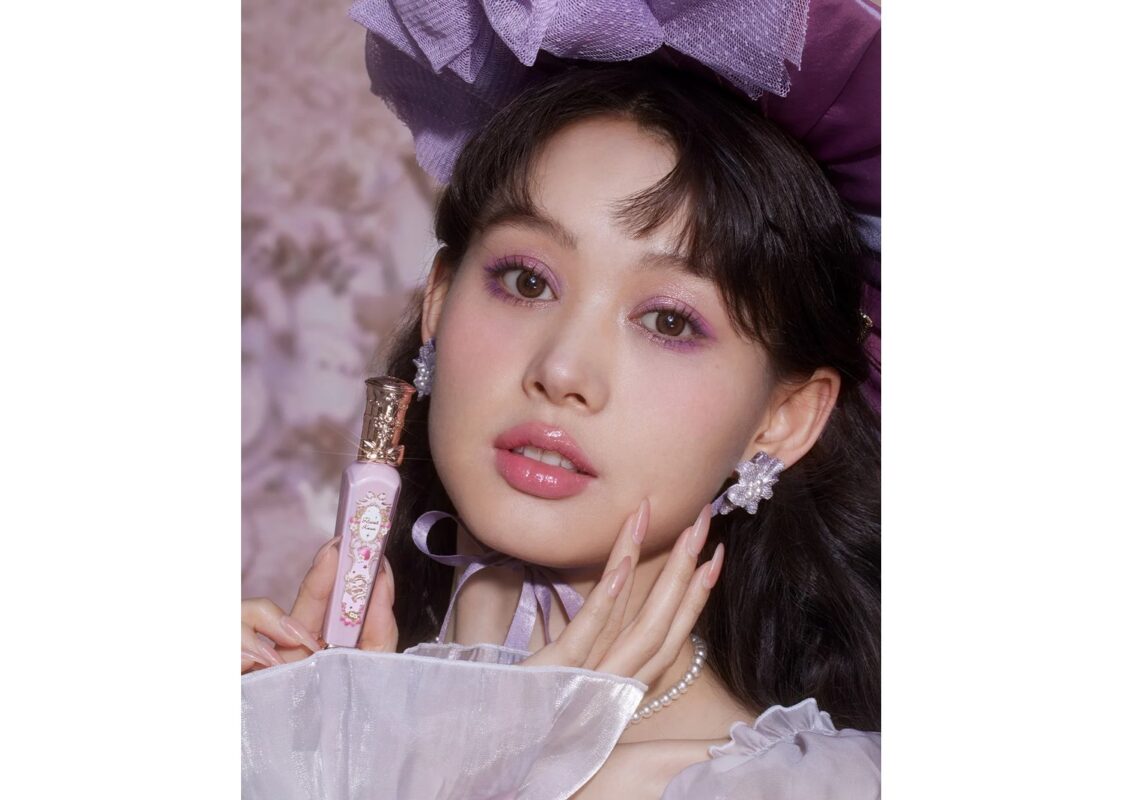 Flower Knows Violet Strawberry Rococo Glowy Lip Gloss – Strawberry Macaron 6