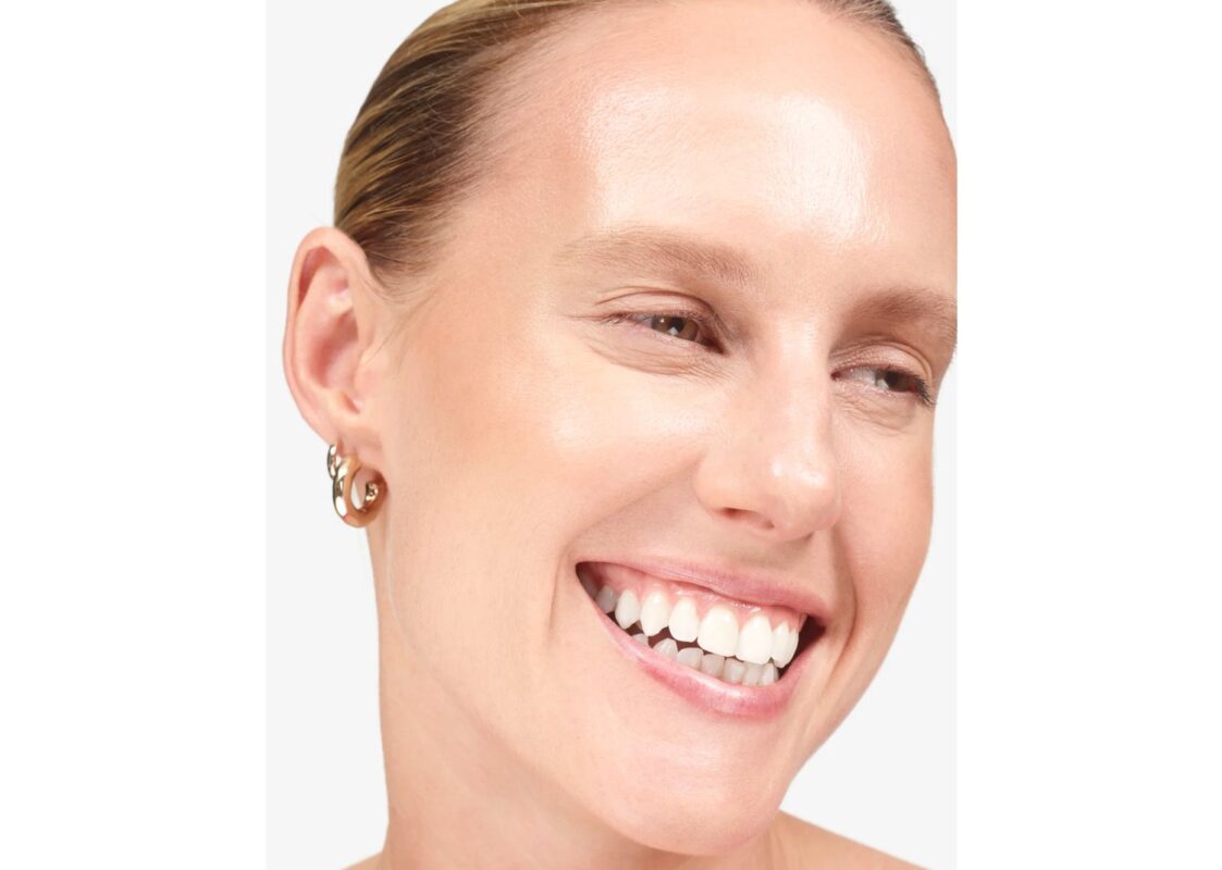 Glossier Cloud Paint Dune 7