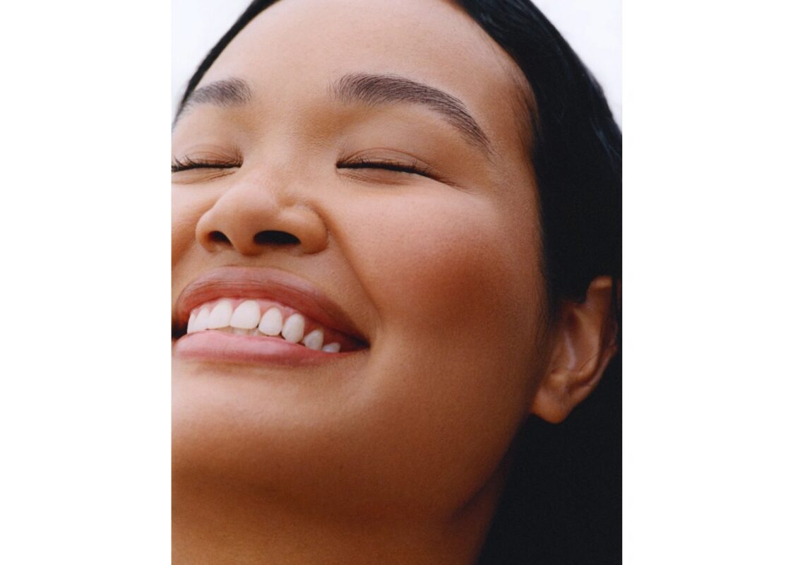 Glossier Cloud Paint Swept 2
