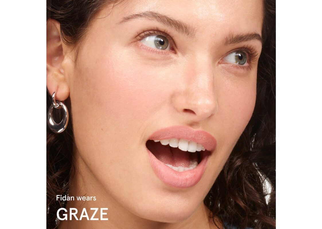 Glossier Lip Line Enhancing Hydrating Longwear Lip Liner Pencil Graze 7