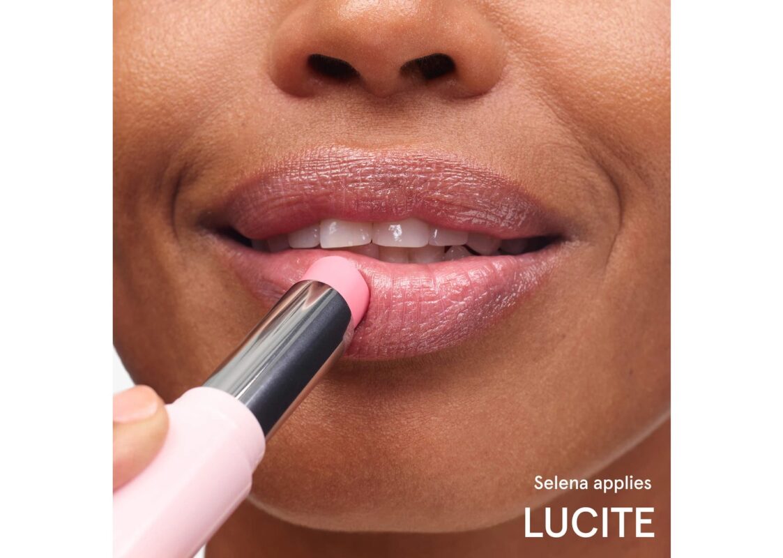Glossier Ultralip High Shine Lipstick Lucite 3