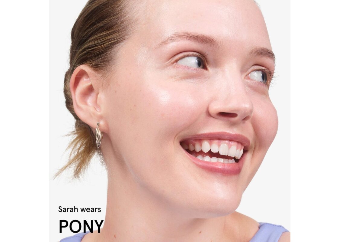 Glossier Ultralip High Shine Lipstick Pony 3