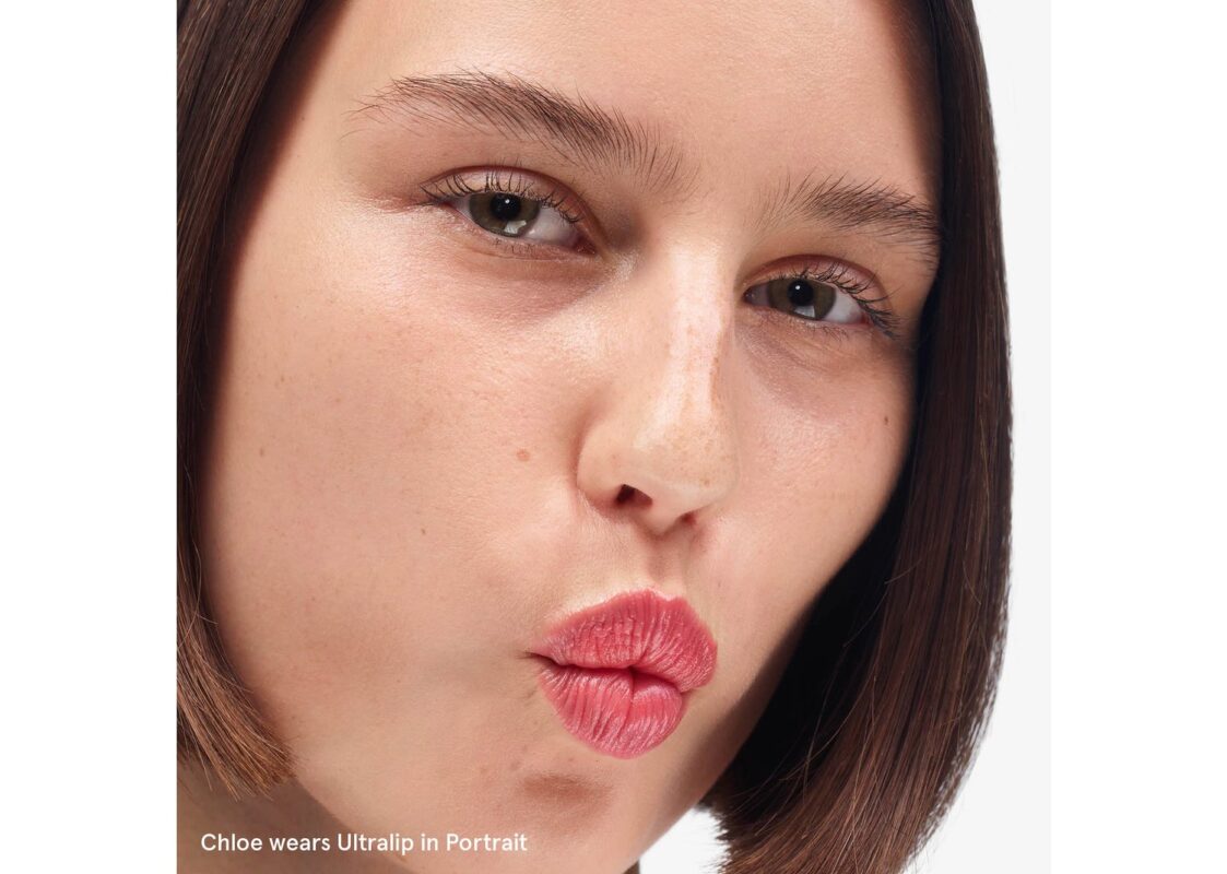 Glossier Ultralip High Shine Lipstick Portrait 4