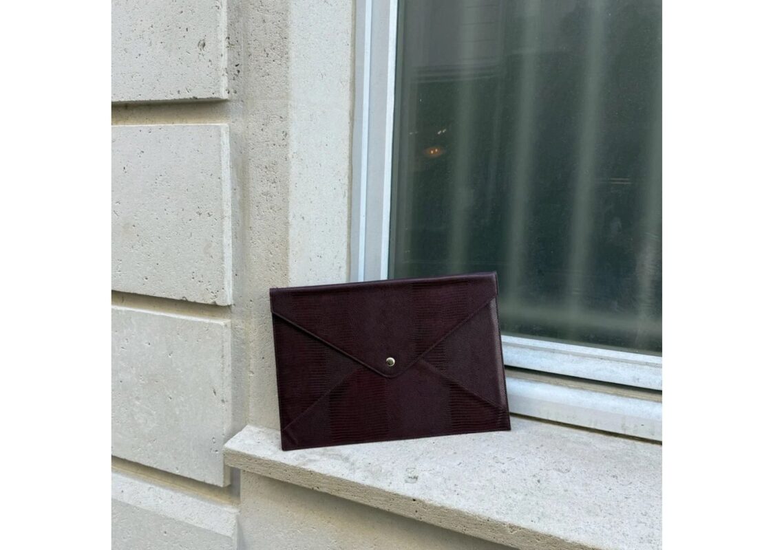 Heaven Mayhem Laptop Sleeve Burgundy 5