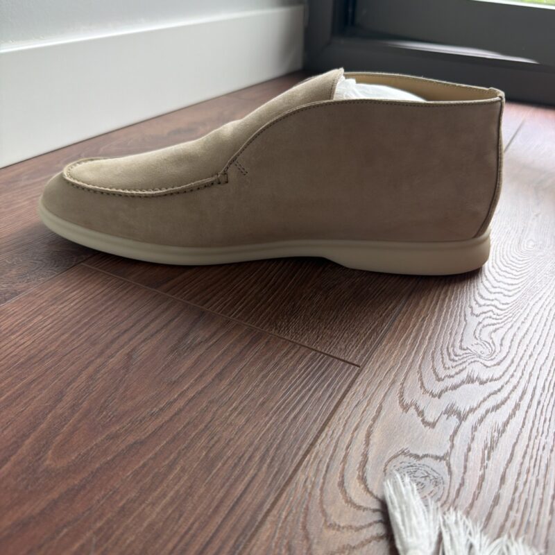 Loro Piana Open Walk Sandstone 43.5 3