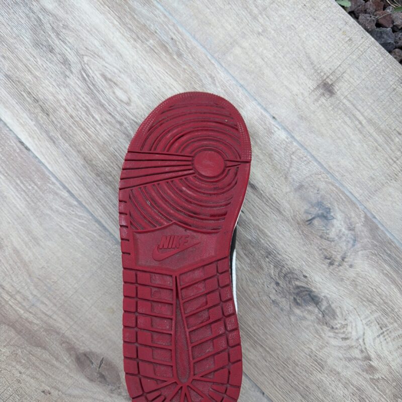 Air Jordan 1 Low Black & Red 6