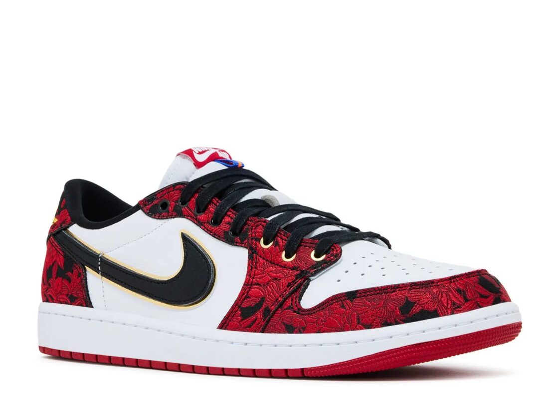 Air Jordan 1 Low OG Last Dance At The Garden Black Varsity Red Summit White 2