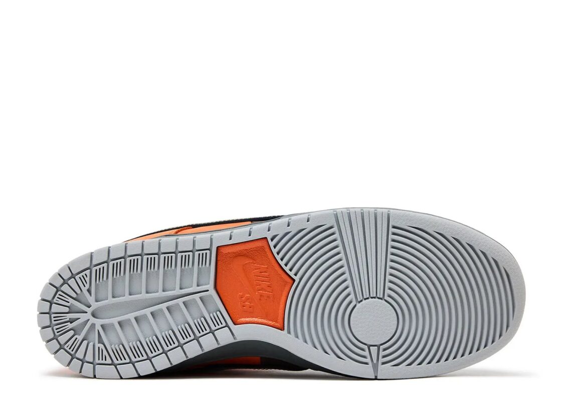 Nike SB Dunk Low ‘Muni Fast Pass’ 4