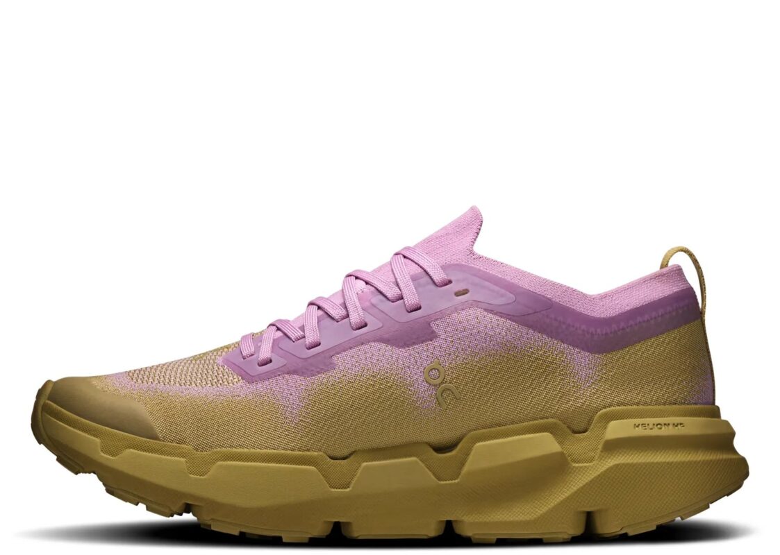 On Running Cloudsoma Sakura Safari (W) 2