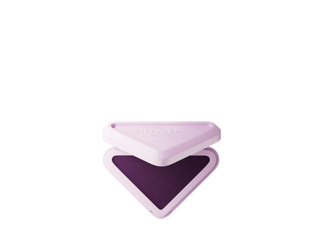 Touch Cream-to-Powder Blush Soft Wisteria Violet
