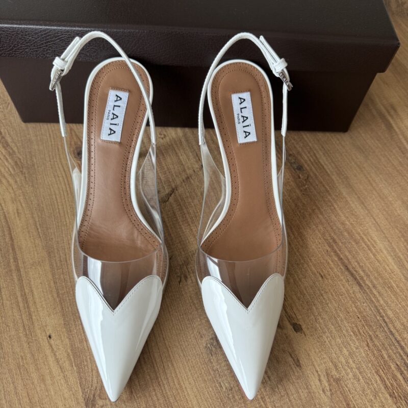 ALAÏA BEYAZ TOPUKLU AYAKKABI LE CŒUR 4