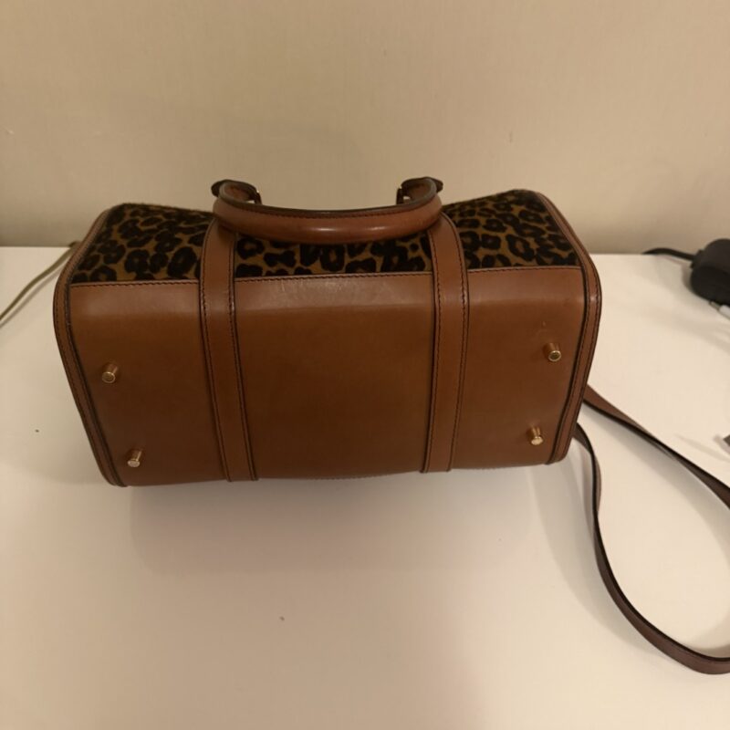 Burberry leopar desenli çanta 4