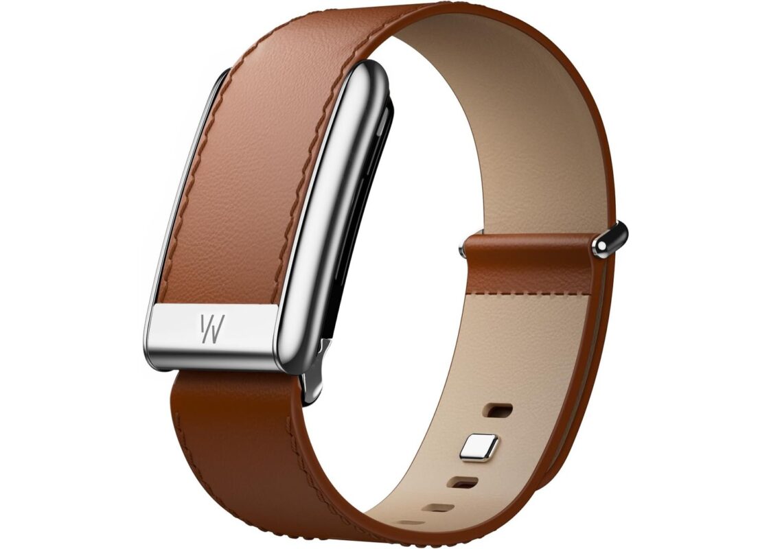 WHOOP MG LeatherLuxe Band Chestnut/Cream with Titanium – Life 2