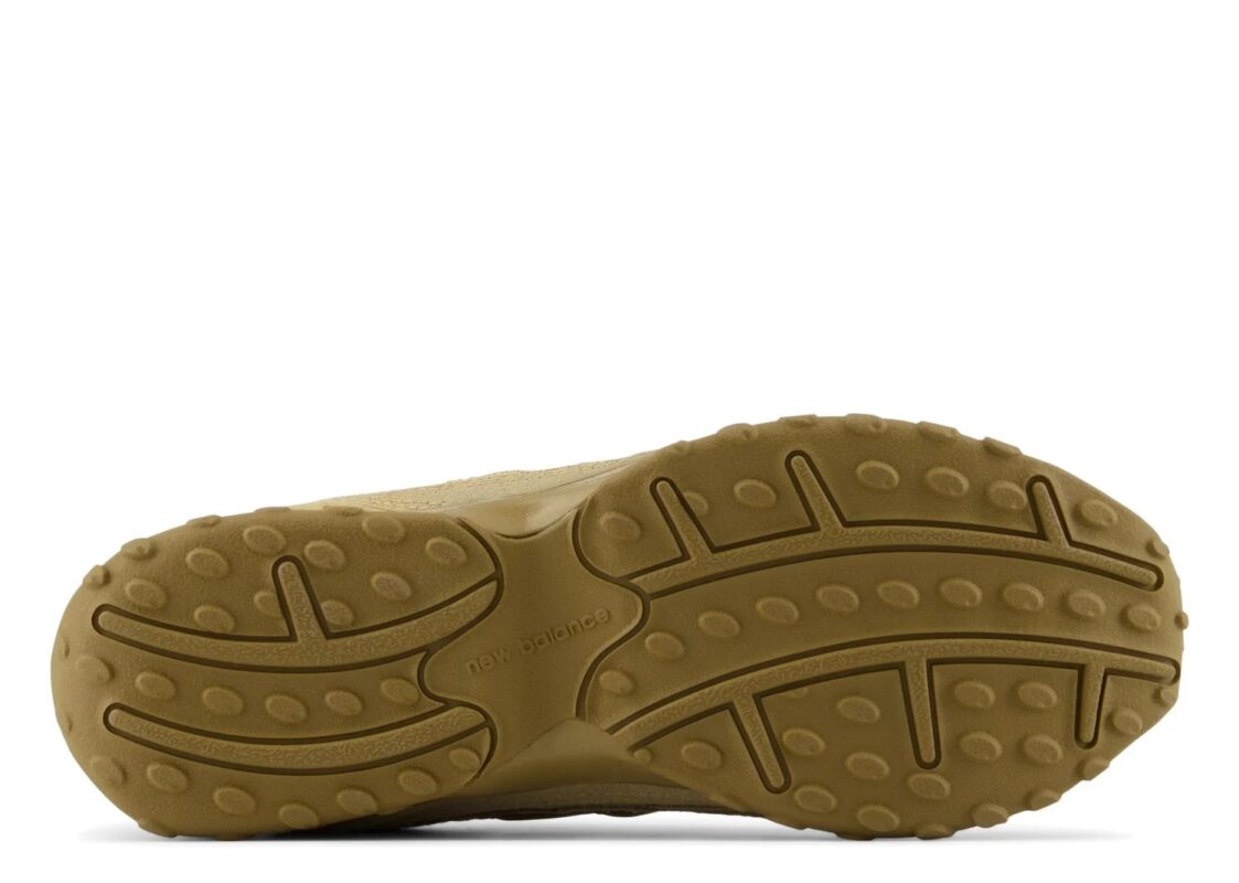 New Balance 204L Quicksand Bark 5