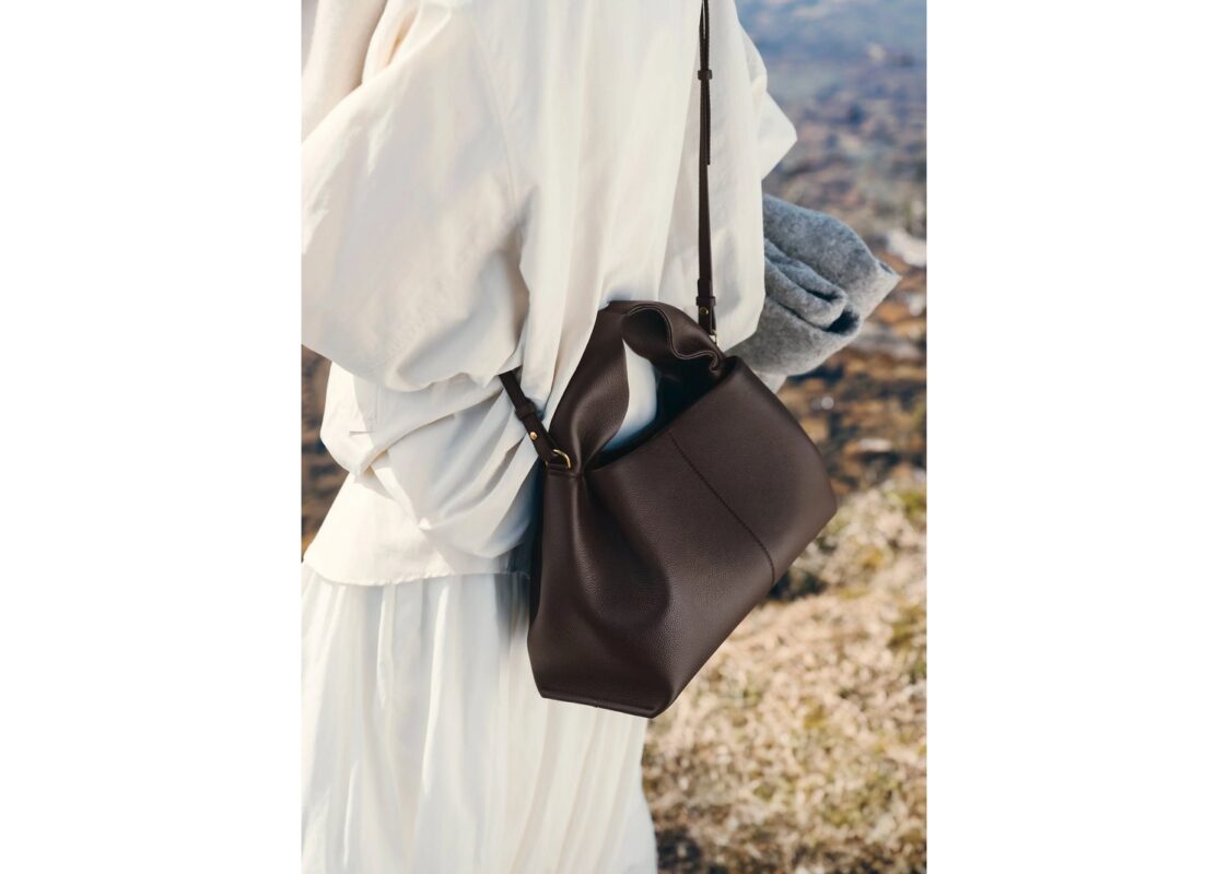 Polène Numéro Neuf Edition Textured Ebony 4