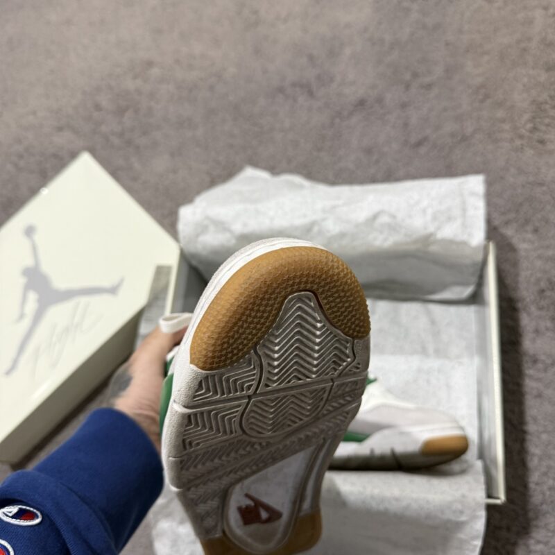 Jordan 4 Retro SB Pine Green 6
