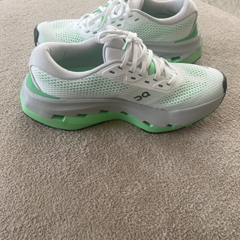 On Running Cloudrunner 3 Max 3