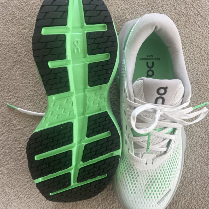 On Running Cloudrunner 3 Max 6