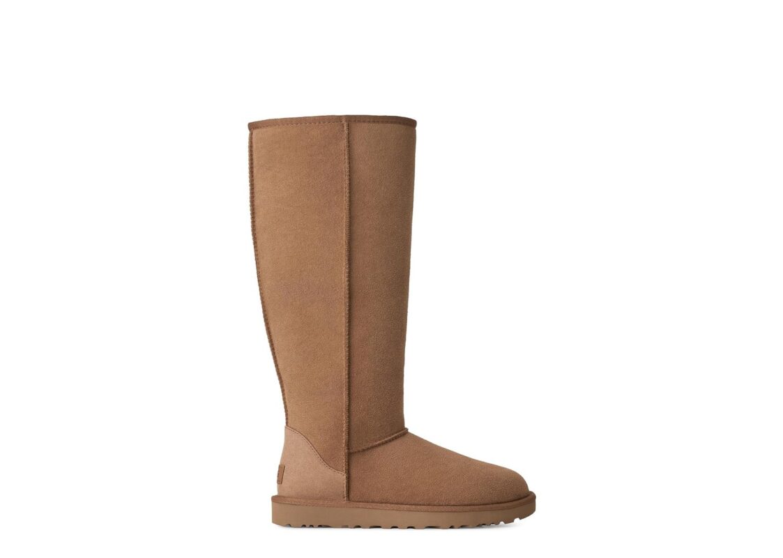 UGG Women’s Classic Ultra Tall Chesnut